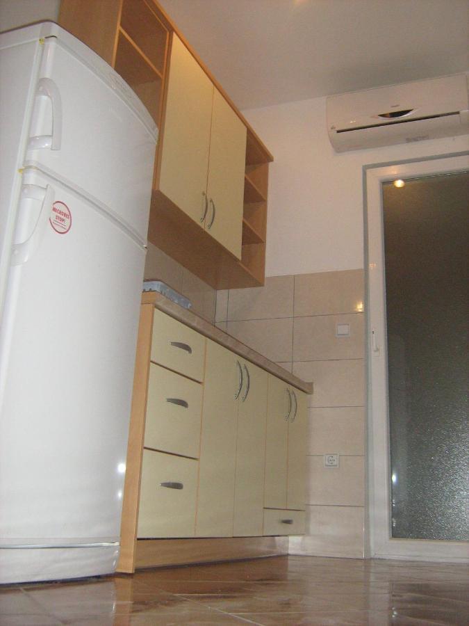 Apartments By The Sea Gradac, Makarska - 13681 Exterior foto