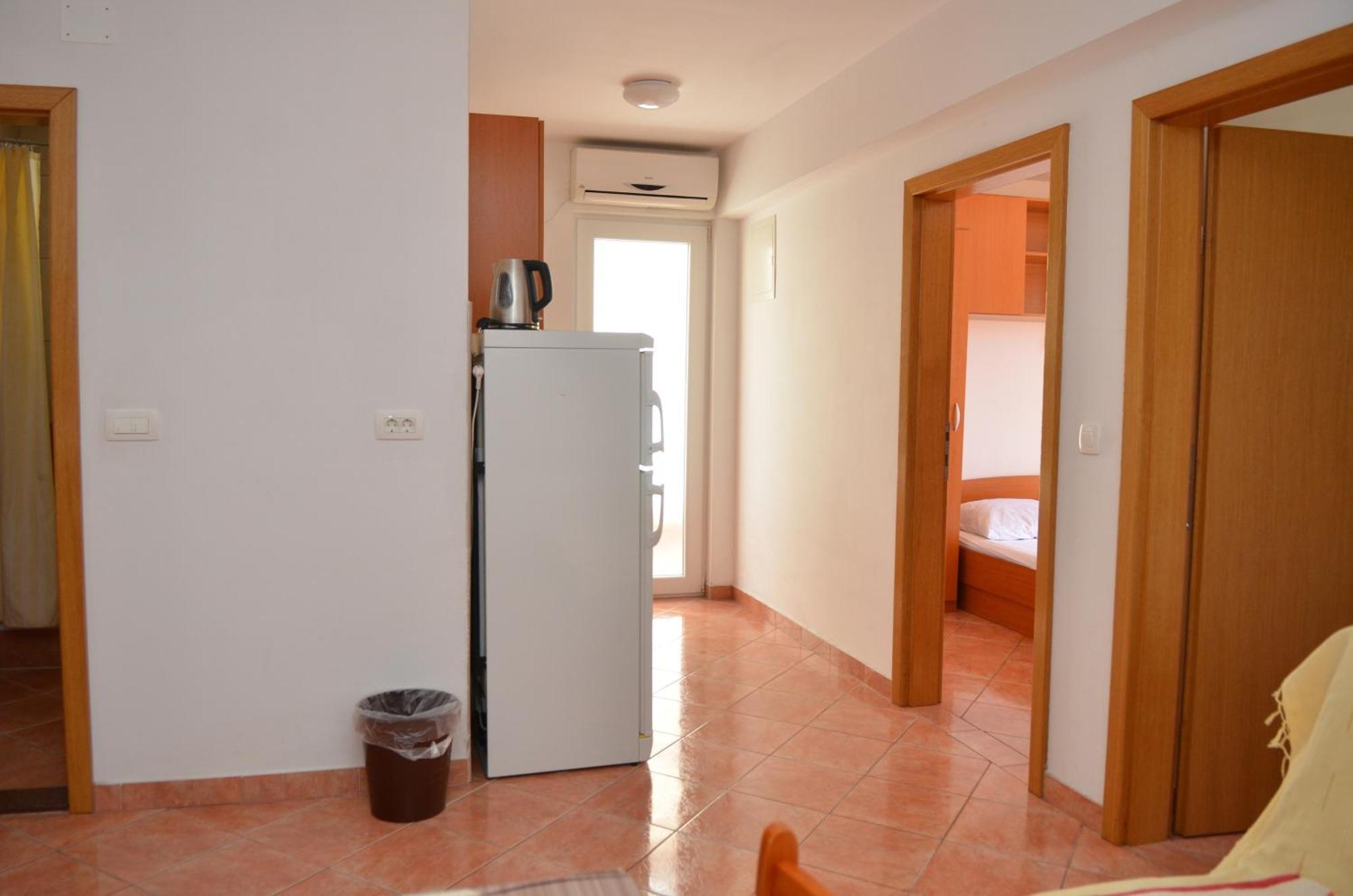 Apartments By The Sea Gradac, Makarska - 13681 Zimmer foto